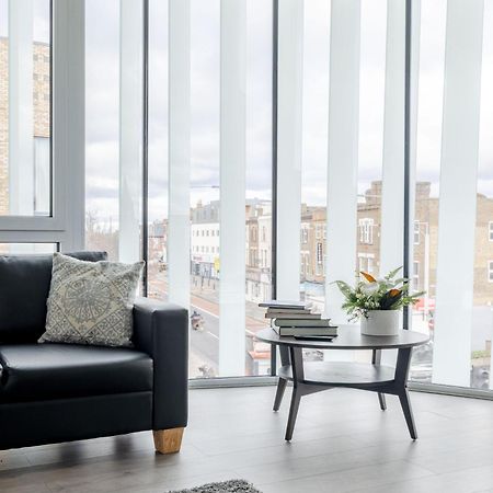 Boutique Vertigo Apartment Central Kingston/London Kingston upon Thames  Esterno foto
