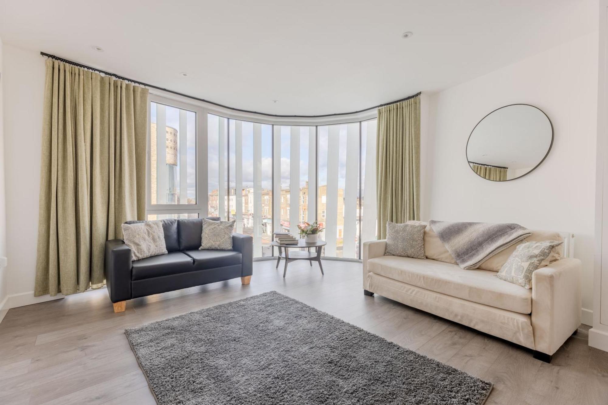 Boutique Vertigo Apartment Central Kingston/London Kingston upon Thames  Esterno foto